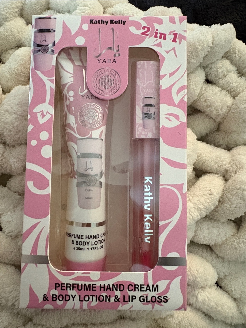 Yara 2-in-1 Pink Perfume Hand Cream & Lip Gloss Set